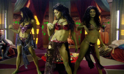 Star Trek’s Most Infamous Scene Began With A Beloved Actor Stripping Down