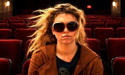 Supergirl Earns Rave Reviews, But The Movie Is Still Doomed