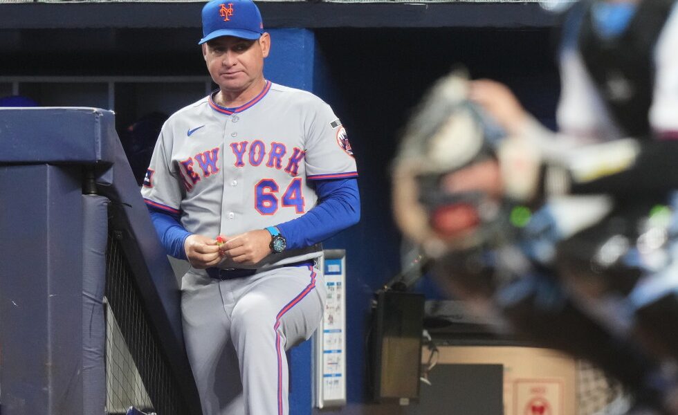 Last-place Mets fire manager Carlos Mendoza