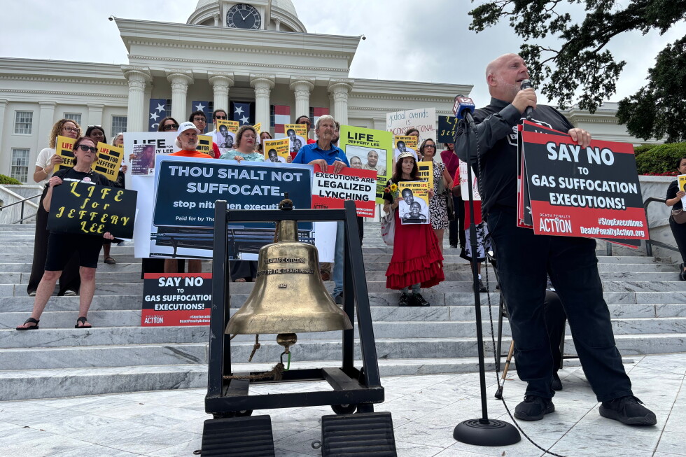 Alabama asks Supreme Court to allow blocked nitrogen gas execution