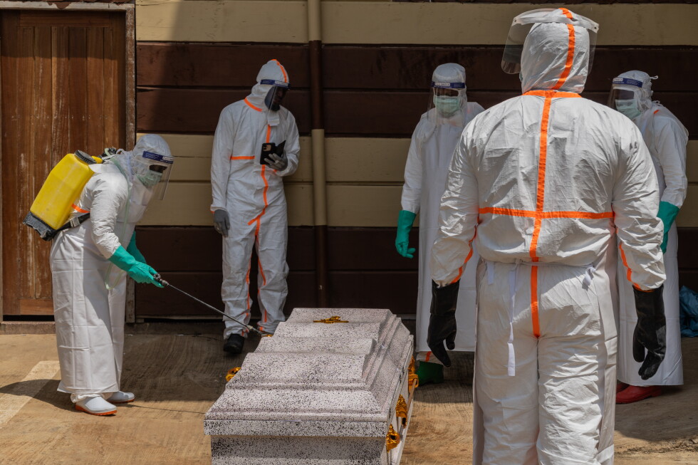 Ebola cases in eastern Congo climb to 782 and deaths reach 181