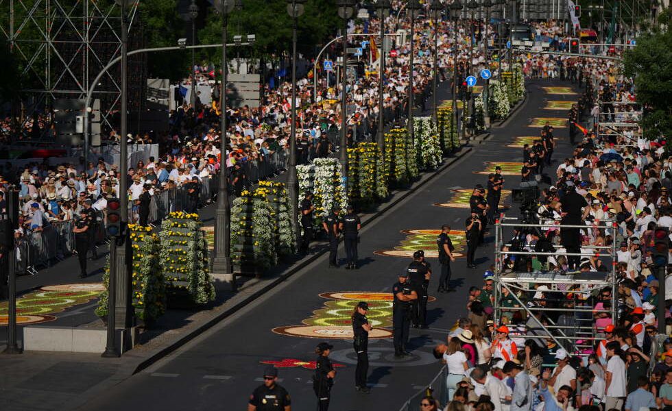 1 million turn out for pope's Mass in Spain and iconic procession along flower-carpeted route