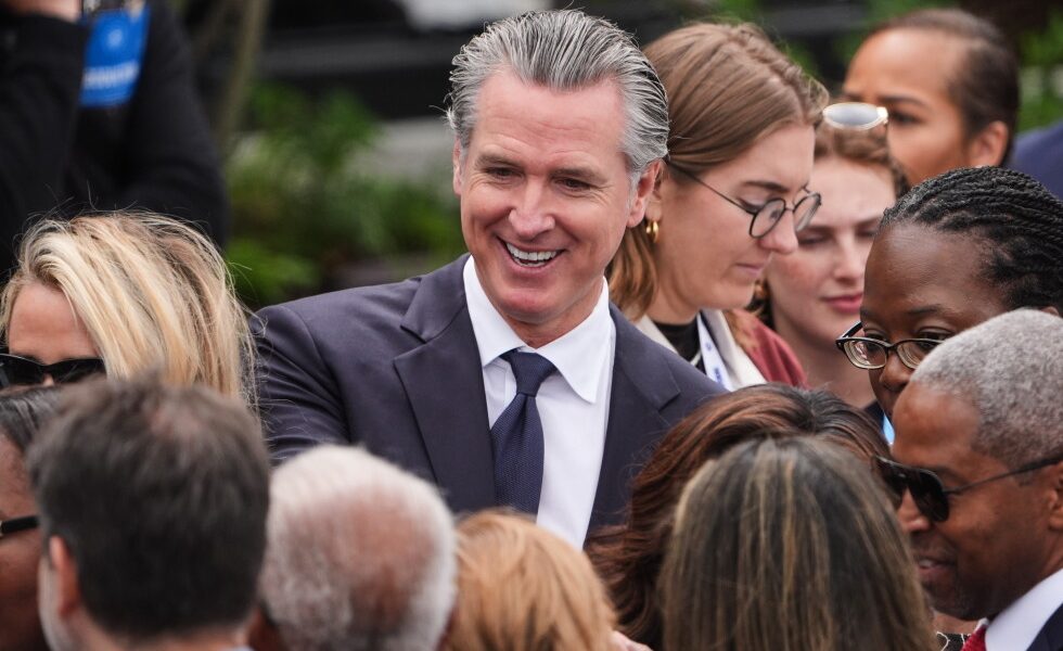 Newsom urges national 'billionaires' tax' but fights one in California