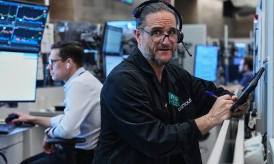 More swings for AI stocks drag Wall Street back on the roller coaster