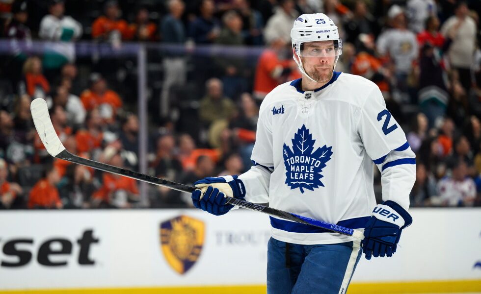 Blues acquire Brandon Carlo from the Maple Leafs in a trade at the NHL draft