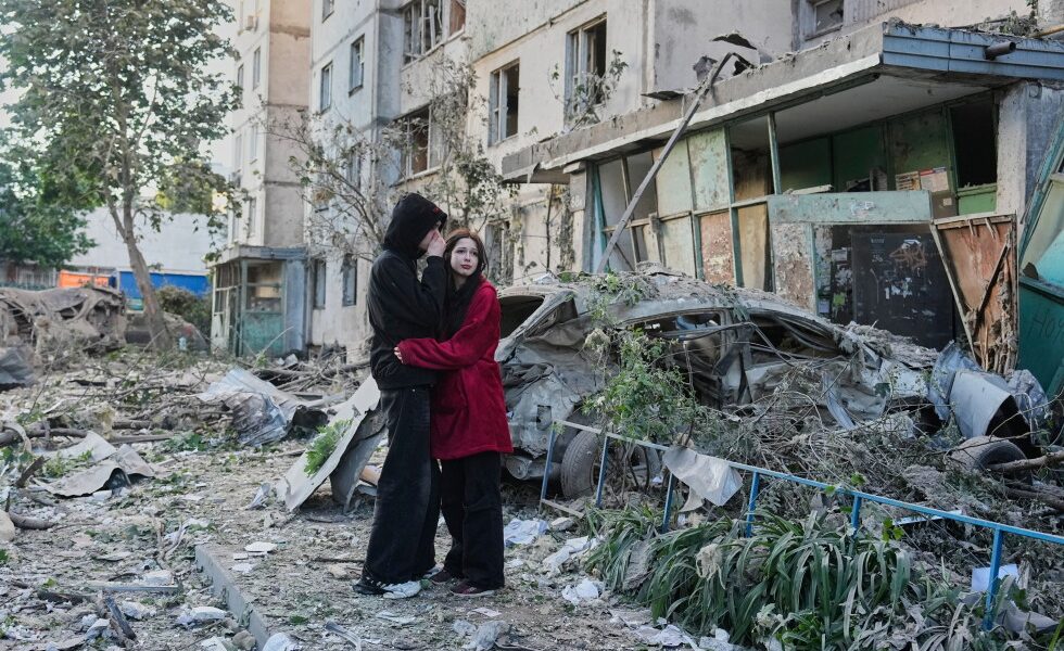 Russian attack on Kyiv kills at least 3