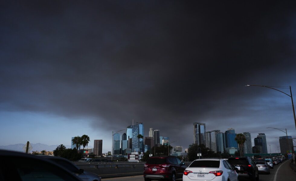 LA mayor seeks state aid as Boyle Heights warehouse fire sends toxic smoke