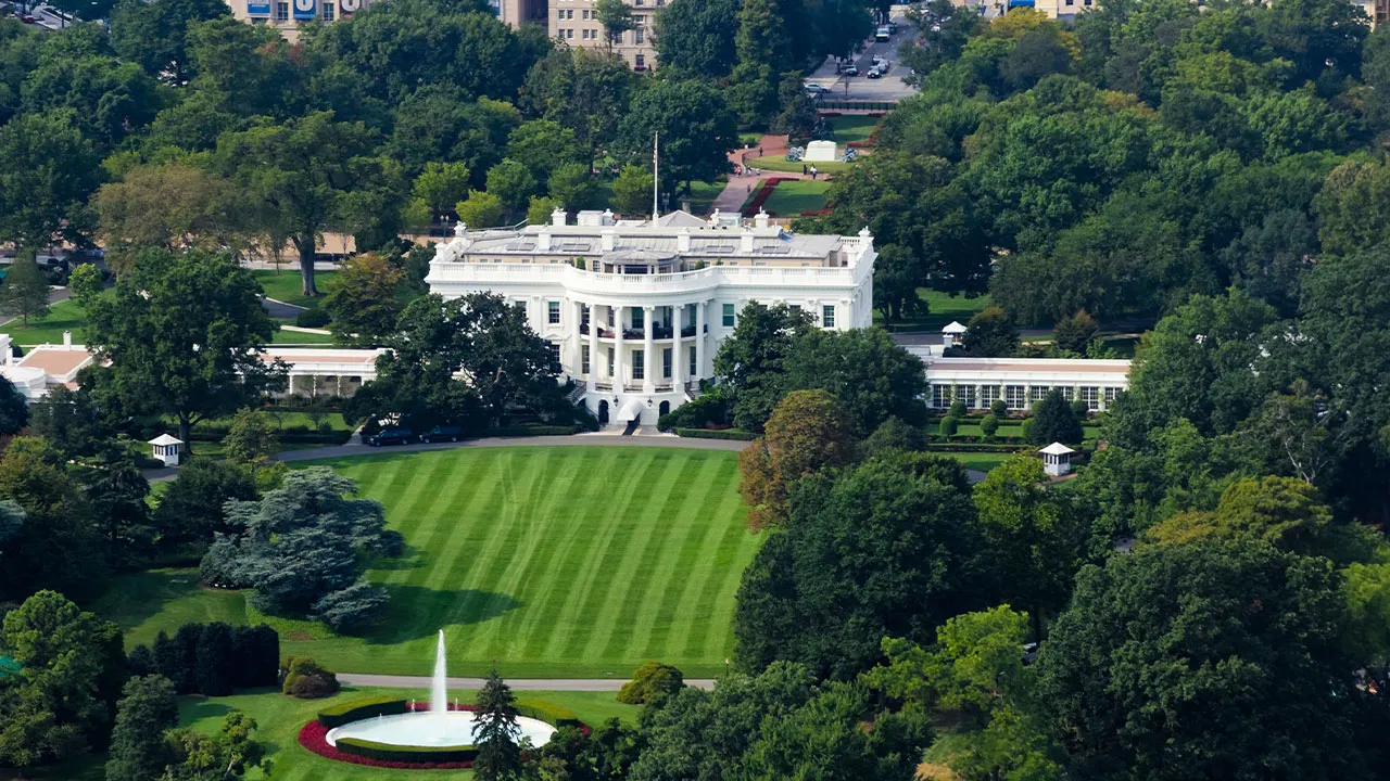 Scotts Miracle-Gro develops custom turf blend for White House lawn
