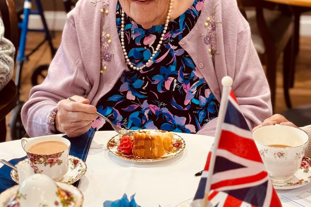 Hayling care home residents celebrate D-Day