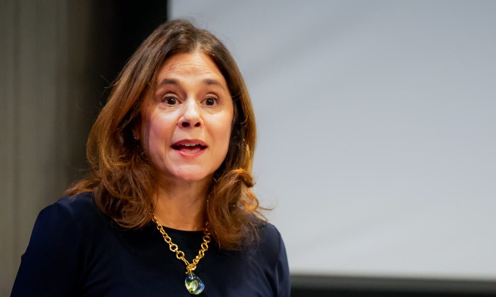 Dallas Fed President Logan calls for 'modestly' higher interest rates