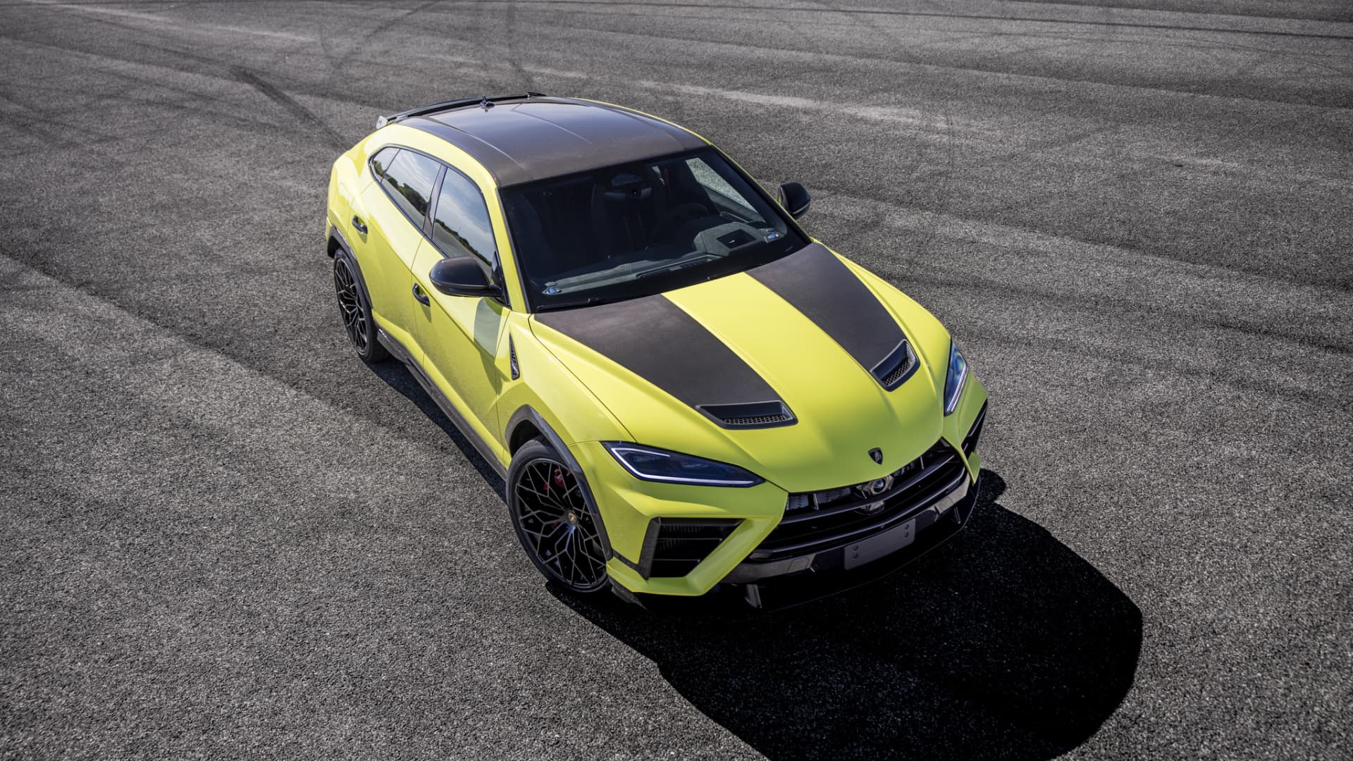Lamborghini reveals new Urus performance hybrid SUV after ditching EVs