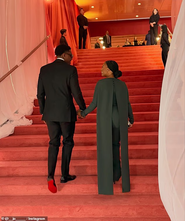 Taking to Instagram on Saturday morning, personal trainer Rob Jordan and his wife, Joann Jordan, shared photos of themselves taken at the wedding, including this image that showed them walking up the steps at MSG, which were adorned with a peach-colored velvet carpet