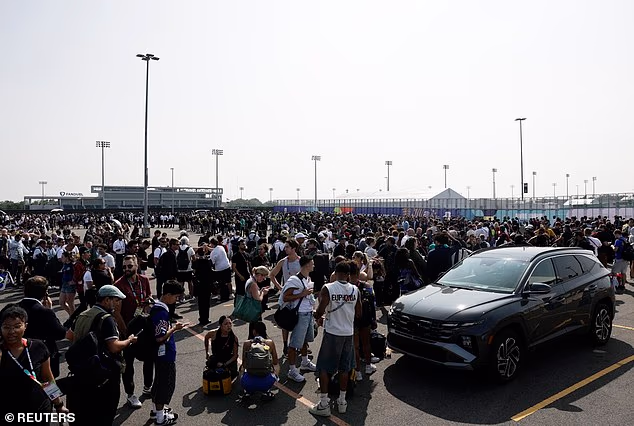 Thousands of fans and media members faced massive lines to enter the stadium for the World Cup final on Sunday amid several reports of security struggling to manage the situation