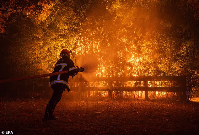More than 2,500 firefighters are battling a 20km wide front of flames that is spreading towards Bordeaux in southwestern France