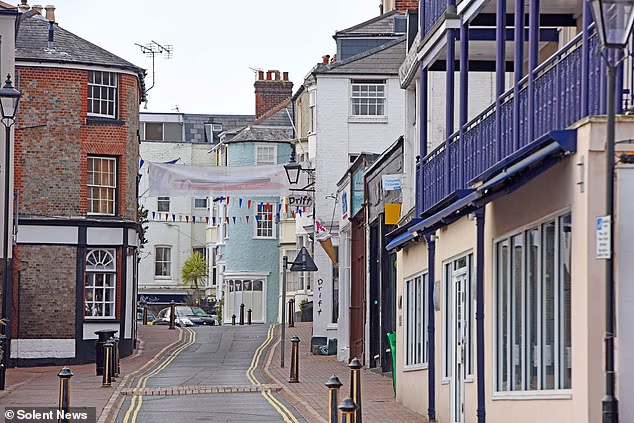 Residents and planning chiefs are up in arms about a bid by McDonald's to set up a branch in the affluent town of Cowes