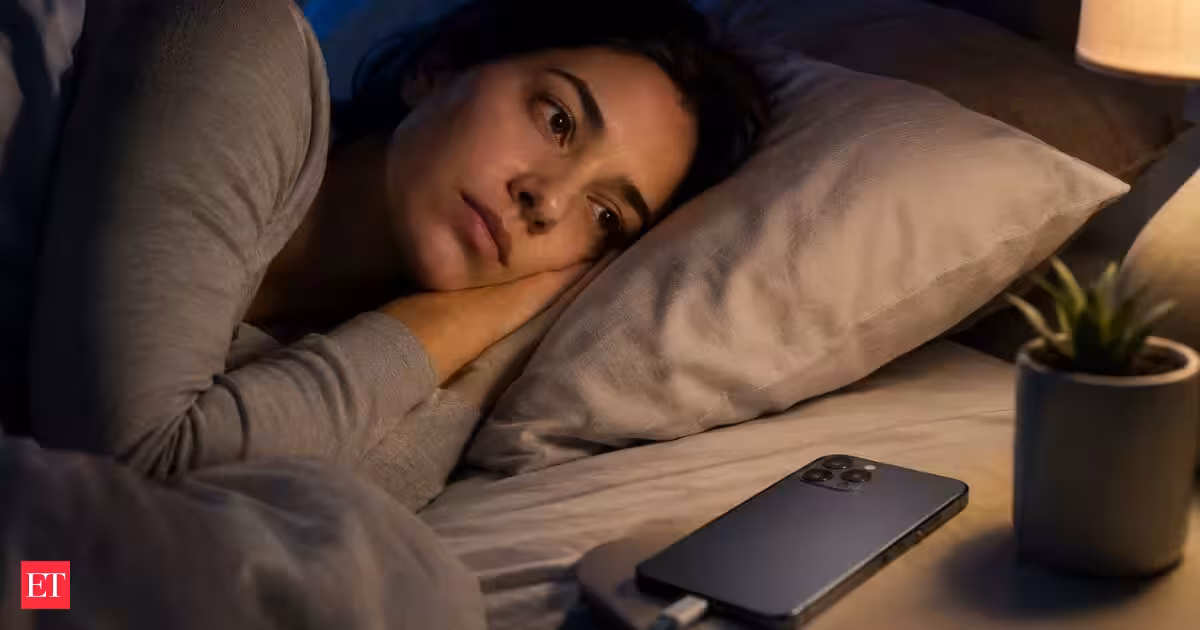 Why people sleep with phones next to bed? Psychology and sociology studies say it's not because of any addiction or love for gadgets