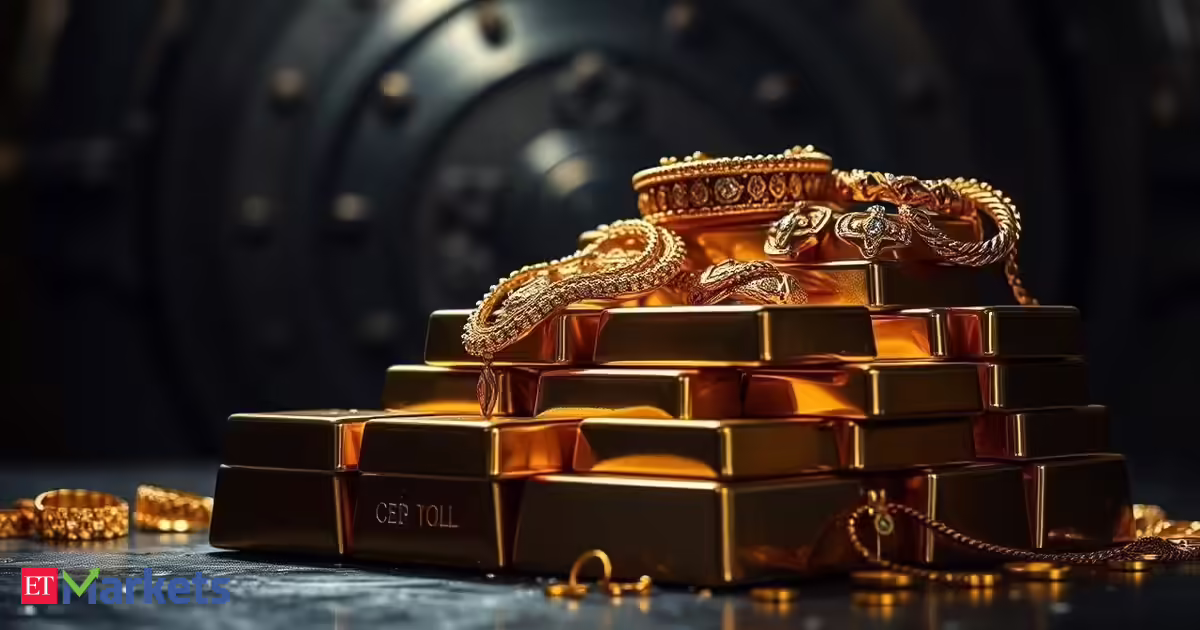 Gold set for biggest weekly fall in six as Iran war fans inflation worries