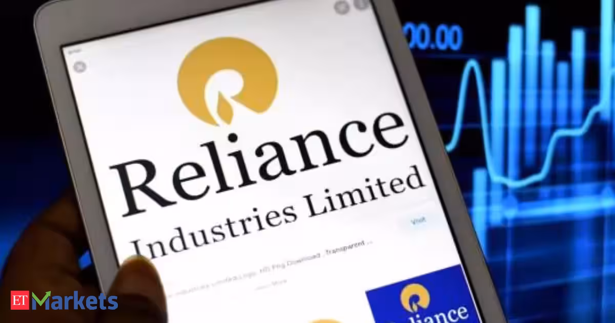Rs 9,000 crore bet! Reliance Industries promoters increase stake by 0.5% in June quarter