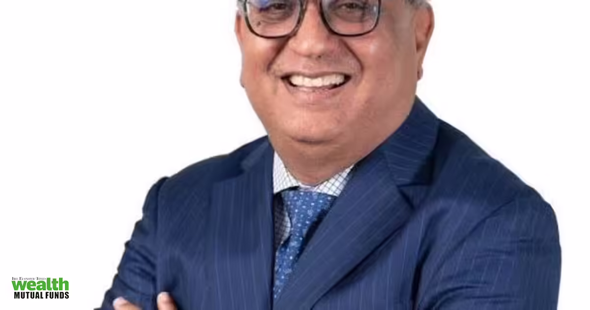 Samir Arora-backed Helios Mid Cap Fund adds Groww, 4 other stocks; hikes stake Paytm