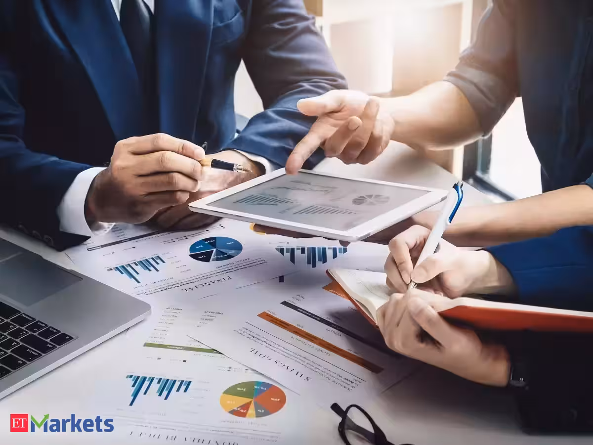 Selling spree! Ace investor Dolly Khanna likely exited these 5 stocks in Q1. Do you own any? - Portfolio Shake-Up