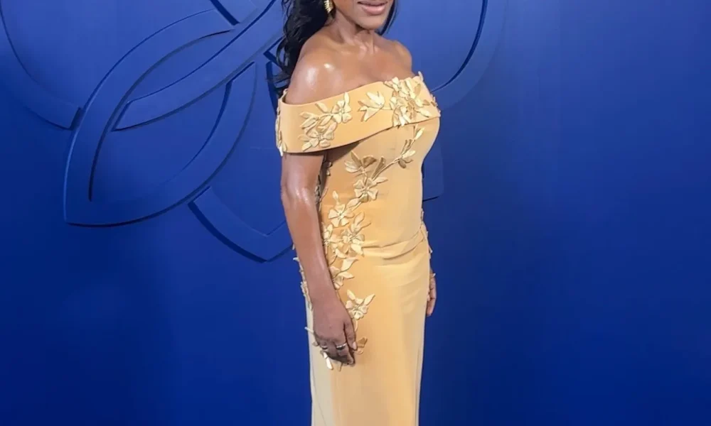 2 Georges Hobeika Couture Fall Winter 2026 The Visitor Paris Haute Couture Week Jad Hobeika Lace Embroidery Beaded Gowns Sheryl Lee Ralph Anna Dello Russo Claire Sulmers