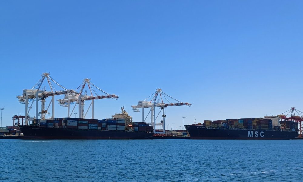 DP World, maritime union fight over new technology plan in Fremantle