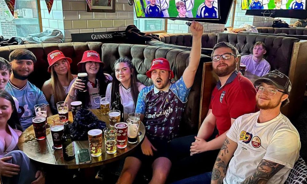 Bolton pubs allowed to stay open until 5am for England World Cup Match