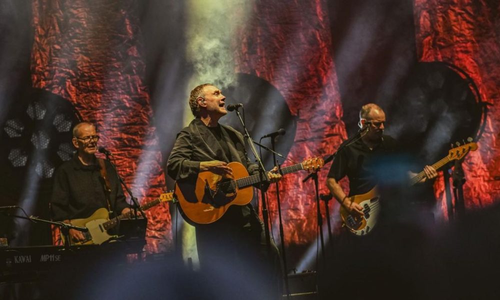 Scarborough - David Gray and The Divine Comedy on same stage