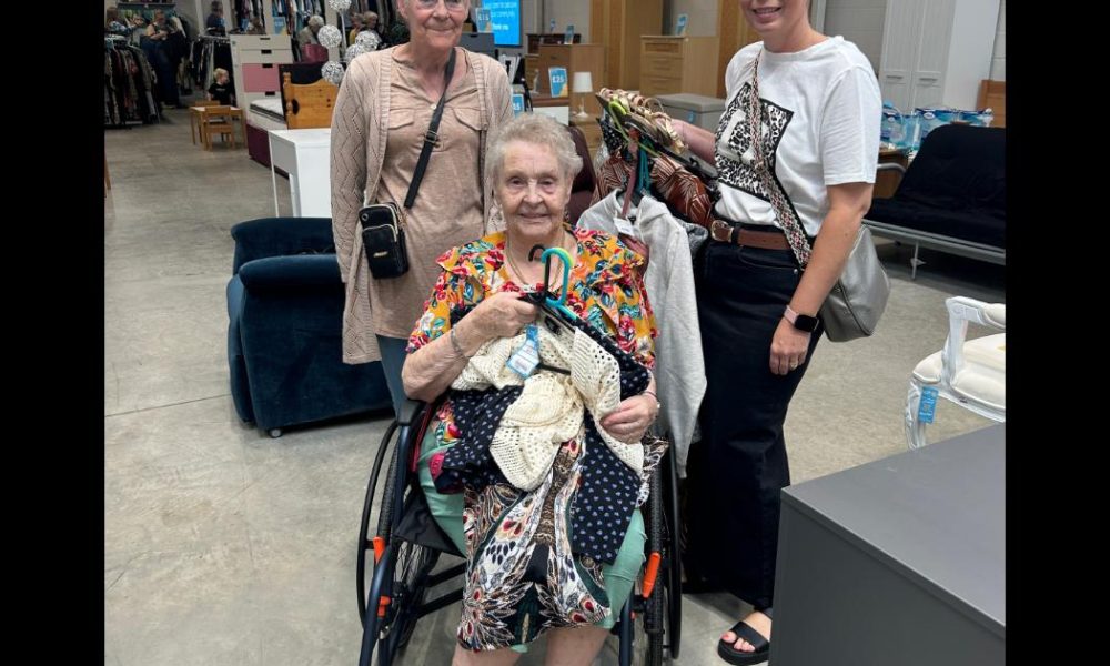 St Leonard's Hospice opens new shop in York neighbourhood