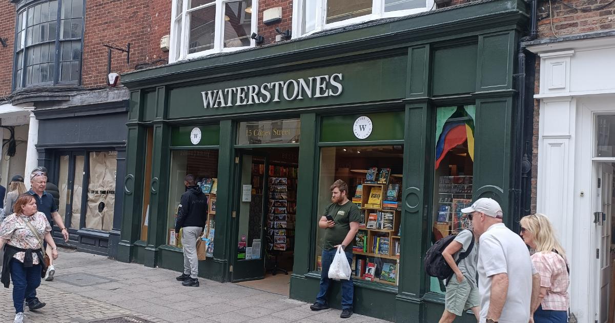 Asbestos found in Nature Craft toy from Waterstones