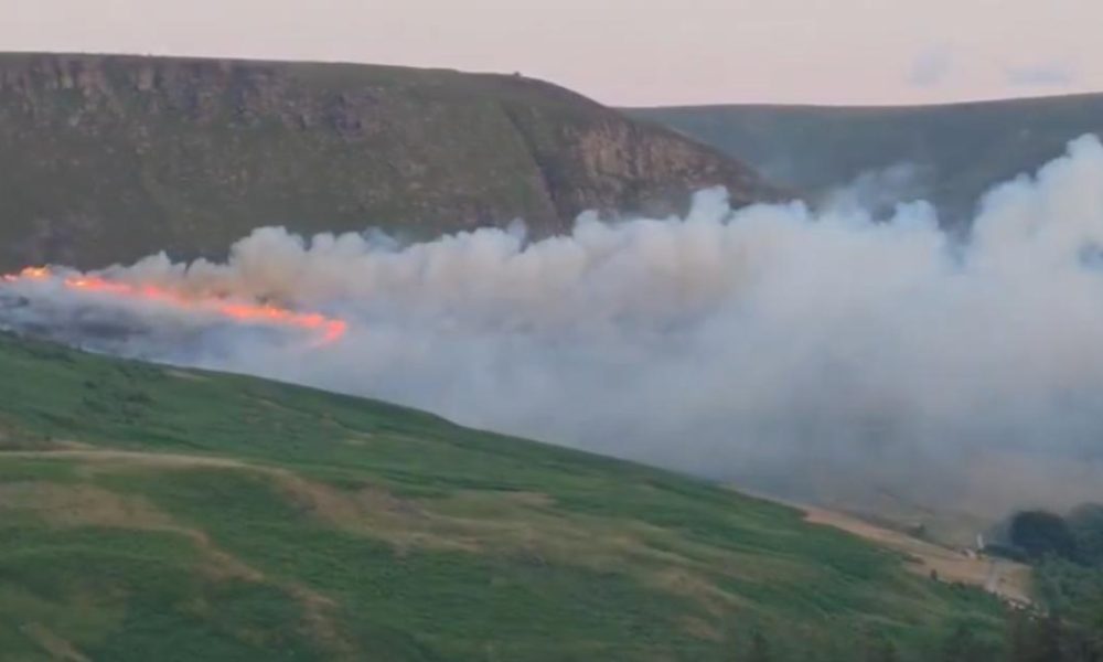Fire crews continue to tackle wildfire in Saddleworth