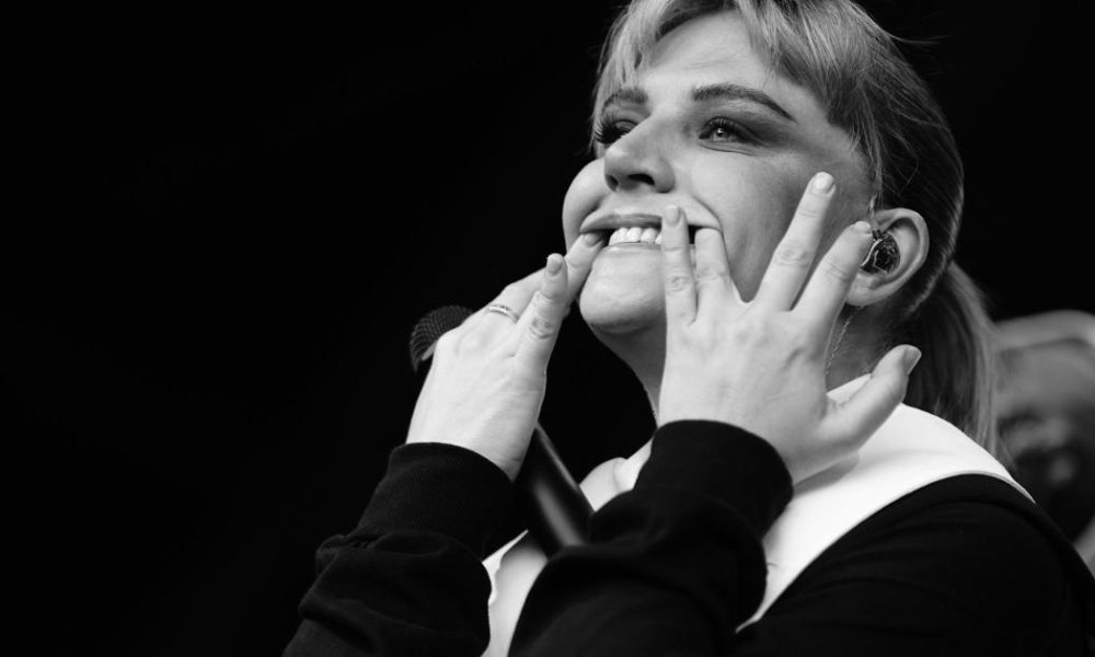 Self Esteem's powerful performance at York Museum Gardens