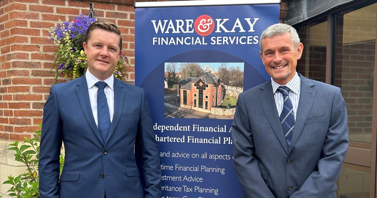 Financial planner with 30 years' experience joins UK firm