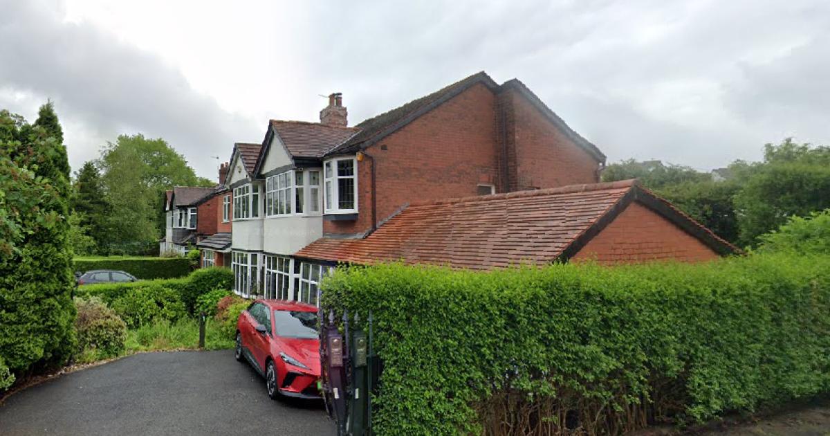 Plans to replace conservatory at property in Bolton