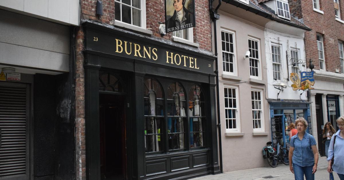 Samuel Smith's Burns Hotel in shortlist of top ten York pubs