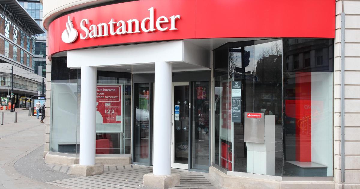 Santander customers told to check banking app as service axed