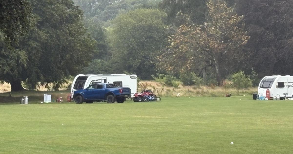 Traveller encampment remains at Moss Bank Park after order to leave