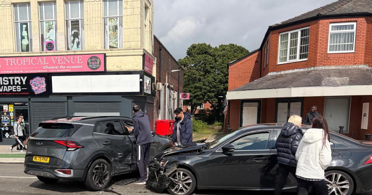 Two injured after car crash outside Home Bargains in Farnworth