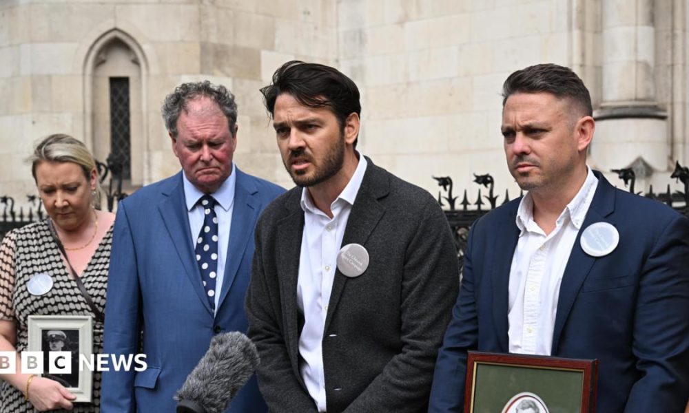 Andy Tobias speaking as families from the Chinook Justice Campaign outside the Royal Courts of Justice, central London, ahead of a hearing which will determine whether the families can proceed with a Judicial Review. The families of the victims are calling for a judge-led, public inquiry into the 1994 RAF Chinook helicopter disaster and for all the files - some of which have been sealed for 100 years - to be released.
