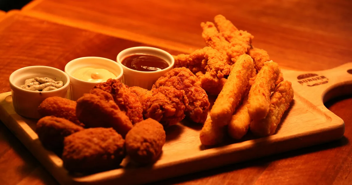 Chef Explains The Difference Between Chicken Strips and Tenders