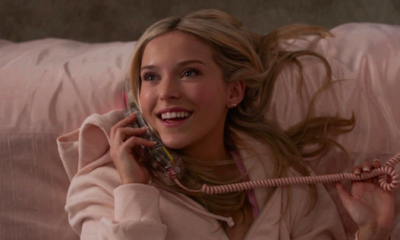 Elle packs in the 90s nostalgia – but it's not enough to win over critics, clearly