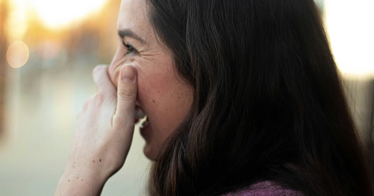 Sneeze When You Go Outside? Experts Explain Why You Do This When You Walk Outside