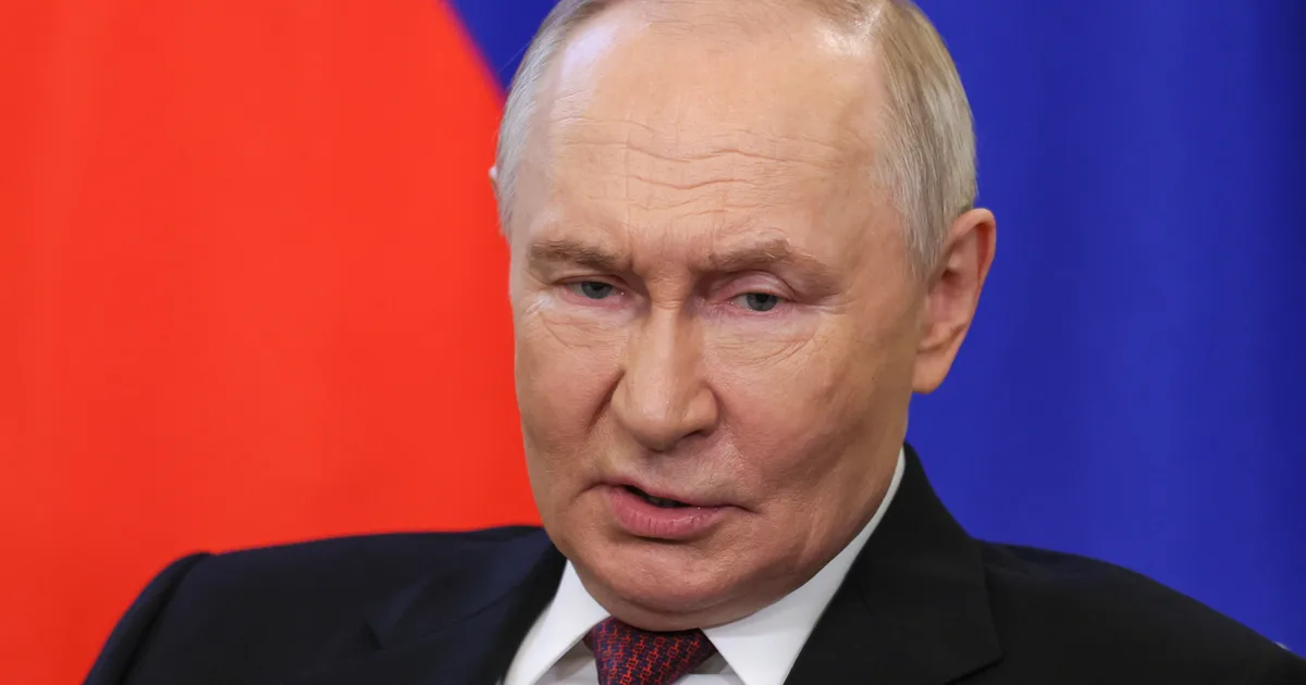 UK: Putin Expected To Cancel Russian Holiday Parade Over 'Security Concerns'