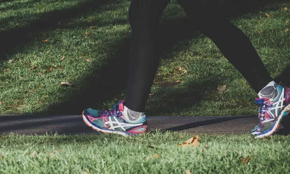 The NHS Will Give Rewards To People Who Walk 30 Mins A Day