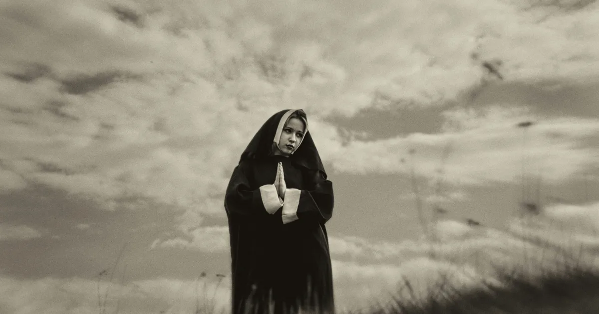 4 Rules For A 'Nun Girl Summer'