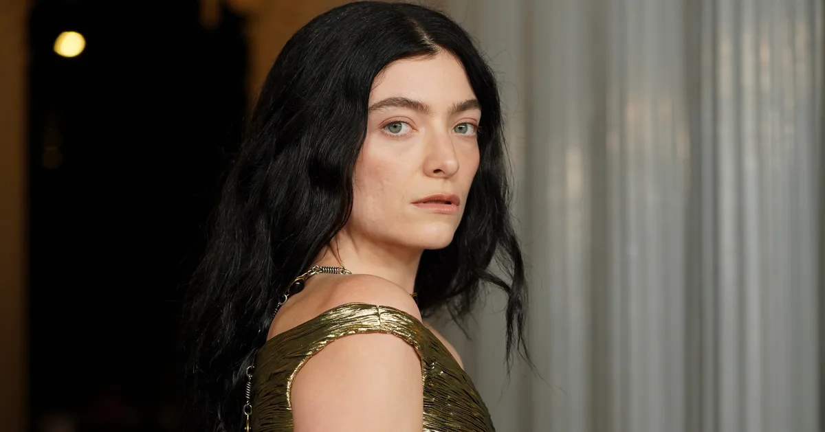 Lorde Calls Out Spotify's New AI-Generated Feature