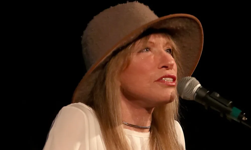 Carly Simon Reveals Parkinson's Disease And Skin Cancer Diagnoses