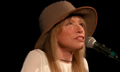 Carly Simon Reveals Parkinson's Disease And Skin Cancer Diagnoses