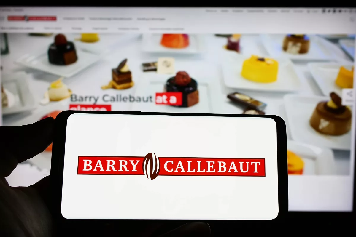 Falling cocoa bean prices lead to Barry Callebaut volume increase