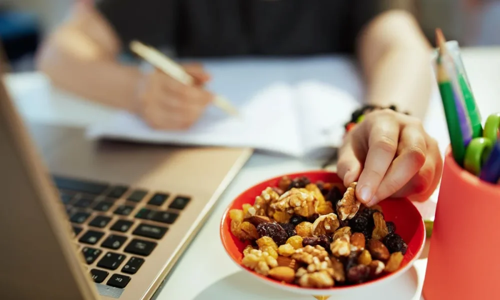 ‘Snealing’ reshapes snack category